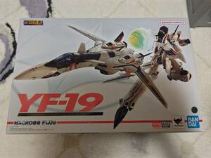 新品未開封☆DX超合金 YF-19 エクスカリバー (イサムダイソン機)