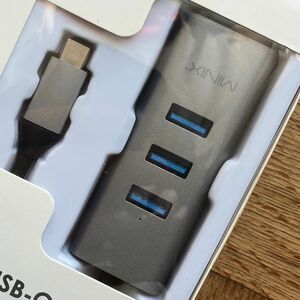 USB-C 3ポートUSB 3.0 ＆ ギガビット イーサネット アダプター