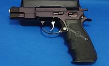 KSC Cz75 1st ディープブルーコーティング 非SYSTEM7 実銃用ホーグラバーグリップ付_画像1