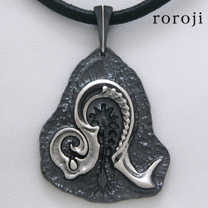 PT52-1-a：ペンダント・トップ/pendant top　roroji/ロウロウジ　「獅子座/Leo」7/23～8/22