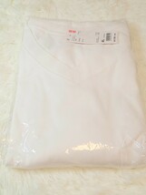 【未使用未開封品】ユニクロ UNIQLO ビッグシルエット ポケツキVネックT 半袖 白 ホワイト 4XL チェスト128cm～136cm タグ付_画像1