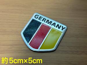 ★送料無料★ 新品 ドイツ 国旗 アルミ ステッカー シール エンブレム ベンツ BMW アウディ ワーゲン ポルシェ スマート AMG