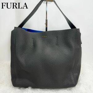 極美品！FURLA フルラ　カプリッチョ　肩がけ　ショルダーバッグ　ハンドバッグ　トートバッグ　A4可能