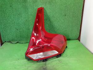  Volvo original Volvo 40 { MB5204T } right tail lamp P30700-23007696