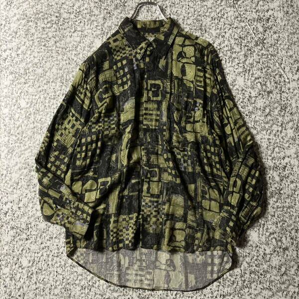【90sオールド】アート　抽象画　総柄　ビンテージL/Sレーヨンシャツ　日本製　Mサイズ 古着 長袖シャツ 個性派 柄シャツ