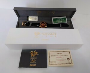 極美品!!未使用!!SEIKO 長野オリンピック記念ウォッチ 漆モデル/腕時計/限定モデル/自動発電システム/KINETIC/SZPQ004/5M42-0F60