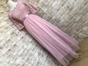 Q30044●ドレスワンピース　衣装　ピンク　チュール　モチーフレース