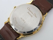 2312-558 クリスチャンディオール クオーツ 腕時計 Christian Dior 45.122.3 下日付 白文字盤 全数字 金色ケース レザーベルト_画像6