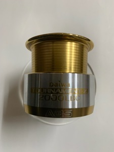 ★中古品　激安★ダイワ★DAIWA TOURNAMENT-Z 2000LBC スプール★美品