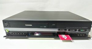 動作品　東芝 VARDIA RD-W300 VHS一体型HDD/DVDレコーダー