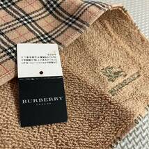 [１円〜]新品未使用＊BURBERRY バーバリー タオルハンカチ 24cm x 24cm ノバチェック 柄 パイル 綿100% ハイブランド タグ付き 高級 貴重品_画像2