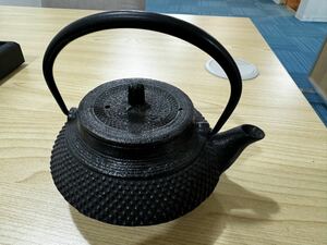 鉄瓶南部 あられ模様 南部鉄器 急須 茶器 南部特製 茶道具 高さ約7.5cm 直径約10cm 伝統工芸