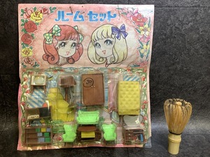 『昭和レトロ 駄菓子屋引揚げ ミニチュア家具　ルームセット 長期保管品』