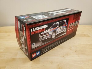 【未開封】【未組立】タミヤ RC ランチアデルタ ラリーカー TT02シャーシ 4WD