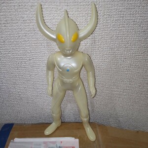 ブルマァク蓄光ミドル ソフビ ウルトラの父 ウルトラマンAエース シマックスm1号マルサンやまなやベアモデル面取れマーミット マスク着脱