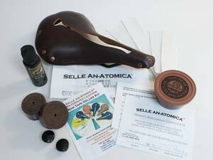 新品未使用 SELLE ANATOMICA セラアナトミカ 3点セット ①TITANICO本革サドル ②防水加工本革バーテープ ③純正メンテナンスキット 希少