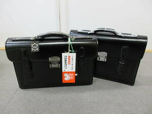 M【12-11】●22 衣料品店在庫品 学生鞄 通学カバン 牛革 鍵付き 手提げ 黒 2点まとめて 未使用長期保管品 / スクールバッグ 制服 学生服