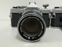 12h OLYMPUS オリンパス OM10 FW フィルムカメラ レンズ OM-SYSTEM E.ZUIKO 1:3.5 f=135mm S ZUIKO 1:4 35-70mm まとめ 2台_画像2