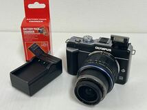 12h OLYMPUS オリンパス E-PL1 デジカメ ミラーレス M.ZUIKO DIGITAL 14-42mm 1:3.5-5.6 社外充電器付き_画像1