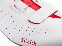 ●☆新品未使用品/FIZIK(フィジーク)//シューズ//R5 TEMPO OVERCURVE(19～) [40.0 TPR5OCMI1 2030 400 , 25.7cm]W/RED//r12000●☆_画像4