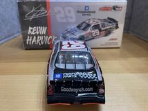 Lionel Racing 1/24 NASCAR 2002 Monte Carlo GM Goodwrench Survice #29 Kevin Harvick ナスカー シボレー Chevrolet_画像4