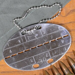 ドイツ軍放出品 ドッグタグ 認識票 チェーン付 ドイツ連邦軍 BW 独軍 ドックタグ DOG TAG ペンダントトップの画像1