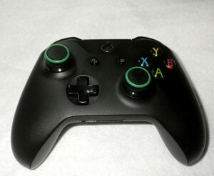 ジャンク■マイクロソフト　XBOX ONE ワイヤレスコントローラー■型番1708■スティックラバー割れ