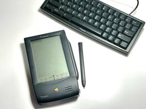 「貴重品」1993 Apple Newton Message Pad100 初代　中古起動品　キーボード付き