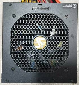 【中古パーツ】Seasonic SS-750KM Active PFC F3 750W 電源ユニット 電源BOX 80PLUS GOLD ■DY2430