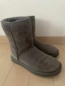 UGGアグ ブーツ ムートン グレー 日本UGG で購入 美品