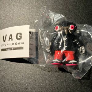 VAG GYAROMI クトゥルフオイド 黒　★メディコムトイ ギャロミ ガチャポン （検索）ヤマシロヤ フィギュア ソフビ