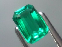 0.47ct b 新品・コロンビアカラー合成バイロンエメラルド 超希少入手困難・バイロン社製_画像3