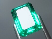 1.54ct 新品・大粒サイズ・コロンビアカラーの最上級ランクカラー 合成バイロンエメラルド 超希少入手困難・バイロン社製_画像5