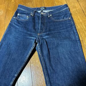 美品A.P.Cアーペーセー名作DENIM27インチデニムパンツ古着 ボタンフライヴィンテージレプリカ赤ミミフランススリムジーンズ スキニー濃紺