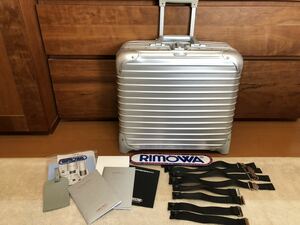 ☆希少☆極美品☆RIMOWA トパーズ　ビジネストロリー　23L カナダ製　早い者勝ち