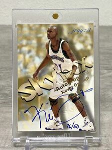 ★50枚限定！直書きブルーインク★不朽の名作！スカイボックス・オートグラフィックス★1998-99 Skybox Autographics Blue / Kevin Garnett