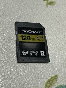 ProGrade Digital (プログレードデジタル) SDXC UHS-II V60 GOLD 128GB 正規輸入品 U3 V60 250MB/s