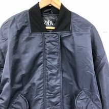 D421-W◆良品◆ZARA ザラ MA-1 ミリタリー風 フライトジャケット 中綿 オーバーサイズ カジュアル◆size:S ネイビー系 ポリエステル100_画像4