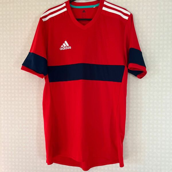 adidas サッカー シャツ スポーツウェア