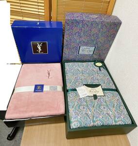 【YVES SAINT LAURENT イヴサンローラン ボアシーツなど寝具2点セット】ピンク色/ダウンケット 140×190cm/K512-535