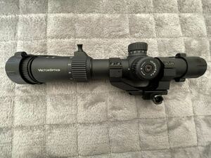 【中古】ベクター オプティクス フォレスター (Vector Optics Forester 1-5x24GenII SCOC-03II )ライフルスコープ