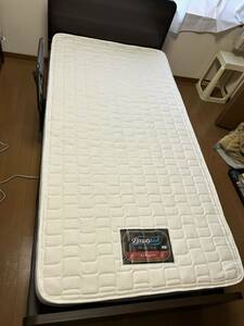 11F12121 【美品】シモンズ マキシマ 電動ベッド/介護ベッド 2モーター シングルサイズ