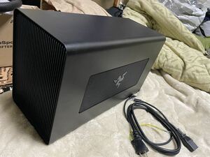 RAZER Core X eGPUケース　外付けグラボ　650w