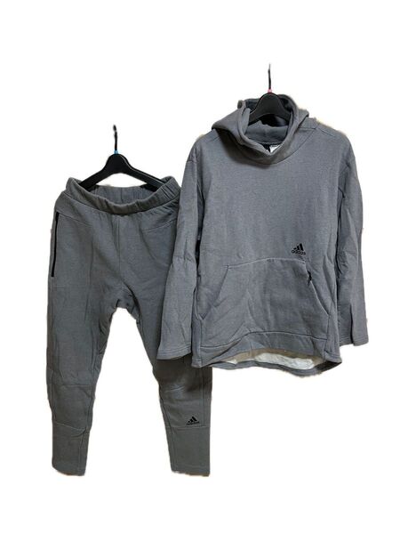 アディダス パーカー スウェット 上下 グレー パンツ ジョガー ボトムス adidas セットアップ メンズL