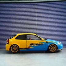 フジミ　ホンダ　シビック　タイプR EK9 1/24 組み立て済みプラモデルジャンク品　FUJIMI HONDA CIVIC TYPE Ｒ_画像3