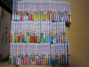 ☆中古美本☆ONE PIECE☆１～８４巻 +RED・BLUE 計８６冊☆ワンピース☆ジャンプコミックス☆尾田栄一郎☆集英社☆セット☆まとめて☆大量