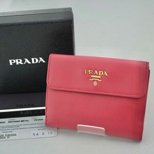 【極美品】PRADA プラダ　箱，保証書付　二つ折り　サフィアーノ　ピンク