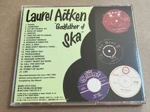 CD ローレル・エイトキン / GODFATHER OF SKA QTCY2032 LAUREL AITKEN ゴッドファーザー・オブ・スカ 帯無し ジャケットツメ跡あり_画像2