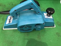 【中古品】★makita(マキタ) 110㎜電気カンナ 1911B / ITKABJ2HQS16_画像4