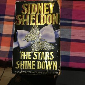 The Stars Shine Down 洋書 SIDNEY SHELDON